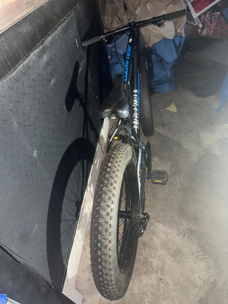 28inch mountainbike extra dikke banden, Fietsen en Brommers, Fietsen | Mountainbikes en ATB, Ophalen, Gebruikt, Overige merken