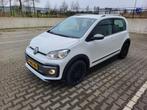 Supermooie Volkswagen up Cross. 1.0 75PK 5D BMT 2017 Wit, Auto's, Voorwielaandrijving, 74 pk, Up!, 4 stoelen