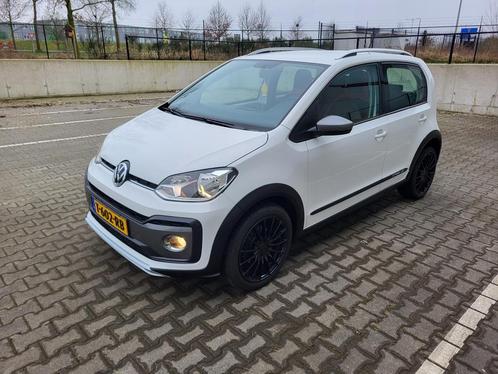 Supermooie Volkswagen up Cross. 1.0 75PK 5D BMT 2017 Wit, Auto's, Volkswagen, Particulier, up!, Benzine, Hatchback, Handgeschakeld