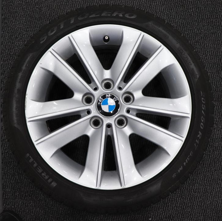 BMW 1 serie E81/E82/E87/E88 winterset 205/50R17 Style 141, Auto-onderdelen, Banden en Velgen, Banden en Velgen, Winterbanden, 17 inch
