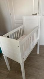 Wieg kidsmill Noa wit met matrasje, Ophalen, Zo goed als nieuw, Wieg