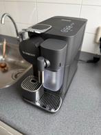 Nespresso Lattissima One - Weinig Gebruikt!, Witgoed en Apparatuur, Koffiezetapparaten, Ophalen, Koffiepads en cups, Afneembaar waterreservoir