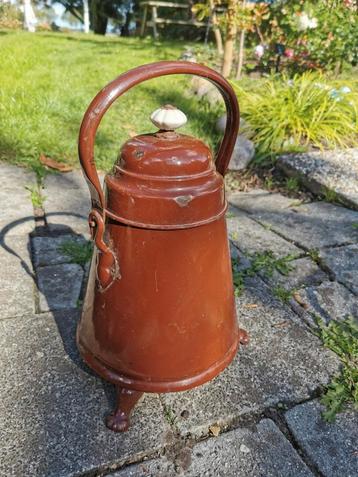 Antieke Doofpot beschikbaar voor biedingen