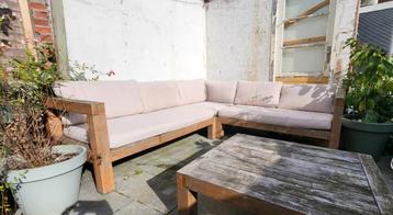 Loungebank buiten - Opknapper met kussens! beschikbaar voor biedingen