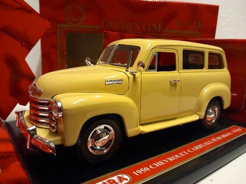 Chevrolet Suburban Van Carryall Mira metal 1:18 KRD, Hobby en Vrije tijd, Modelauto's | 1:18, Zo goed als nieuw, Auto, Overige merken