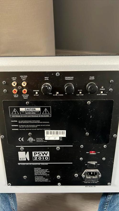 KEF subwoofer en 5 boxen, Audio, Tv en Foto, Luidsprekers, Zo goed als nieuw, Subwoofer, 120 watt of meer, Overige merken, Ophalen of Verzenden