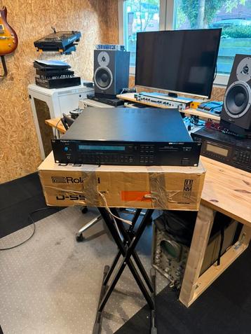 Roland D550 in geweldige staat met doos beschikbaar voor biedingen