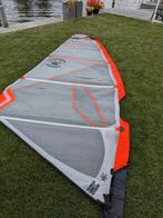 Ezzy Legacy 5.8, Watersport en Boten, Windsurfen, Ophalen, Zo goed als nieuw, Minder dan 250 cm, Zeil