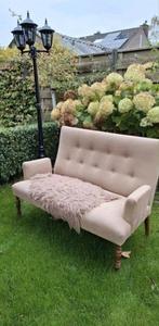 Klassieke beige bank trouwen loveseat, Antiek en Kunst, Ophalen