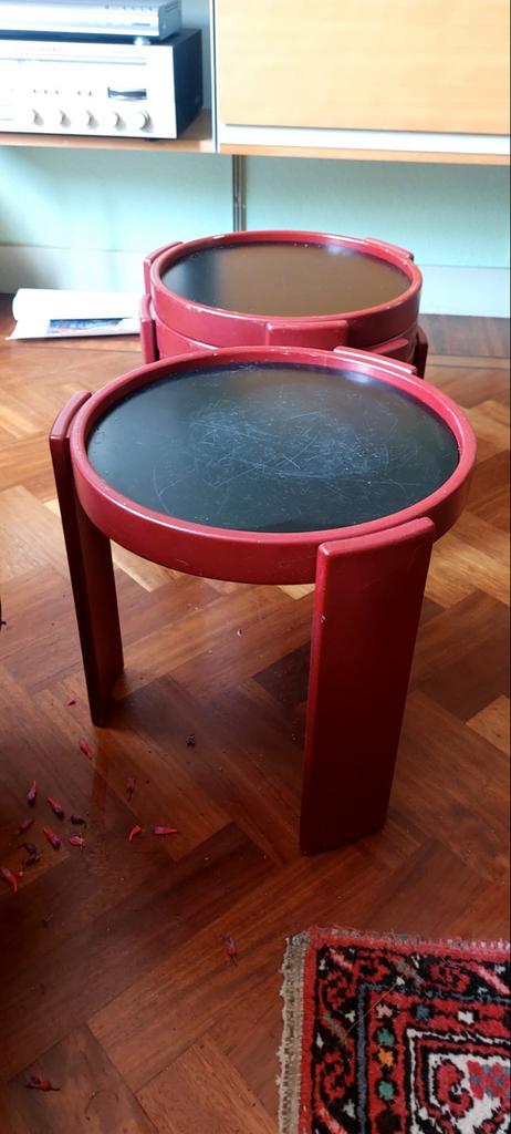 Vintage nesttafels van Gianfranco Frattini voor Cassina,, Minder dan 45 cm, Minder dan 55 cm, Gebruikt, Rond