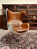 Aviator Spitfire Egg Chair Fauteuil, Huis en Inrichting, Fauteuils, 75 tot 100 cm, Industrieel, 75 tot 100 cm, Zo goed als nieuw