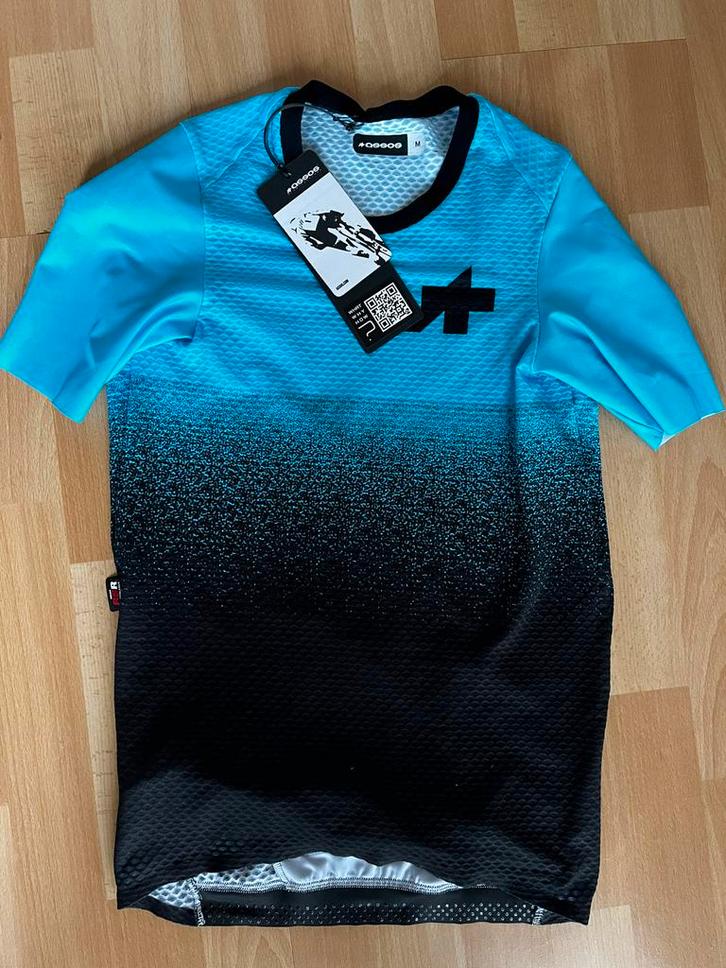 Nieuw Assos Equipe RSR Jersey Superléger S9 maat M, Fietsen en Brommers, Fietsaccessoires | Fietskleding, Nieuw, Heren, Bovenkleding