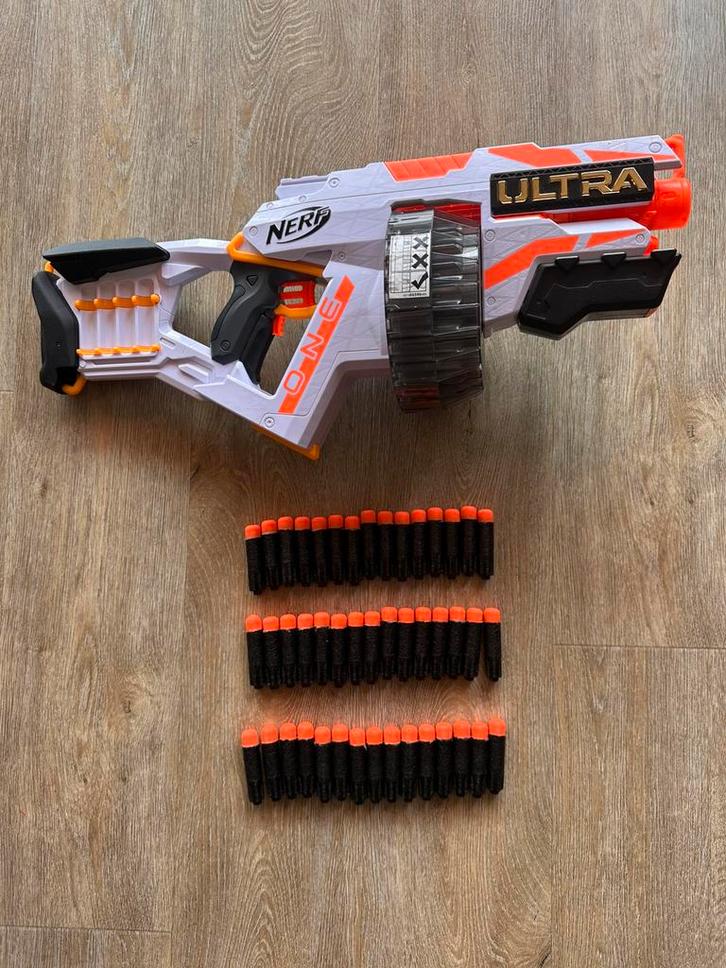 Automatische Nerf Ultra One Blaster met 45 darts, Kinderen en Baby's, Speelgoed | Buiten | Actiespeelgoed, Zo goed als nieuw, Ophalen of Verzenden