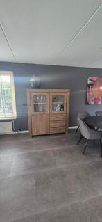 Acaciahout Vitrinekast, Ophalen, 100 tot 150 cm, 100 tot 150 cm, Zo goed als nieuw