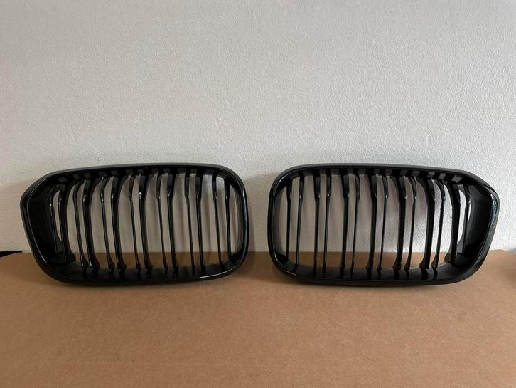 Zwarte M nieren tekoop 1 serie F20 F21 2015 - 2020 Grill BMW, Auto diversen, Tuning en Styling, Ophalen of Verzenden