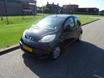 Peugeot 107 1.0-12V XR, Voorwielaandrijving, Gebruikt, 4 stoelen, Origineel Nederlands