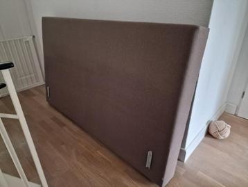 Hoofdbord voor tweepersoons boxspring beschikbaar voor biedingen
