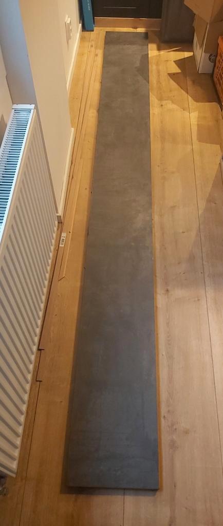 Houten plaat, deel van een werkblad, grijs gemêleerd, Doe-het-zelf en Verbouw, Platen en Panelen, Gebruikt, Hout, 20 tot 50 mm