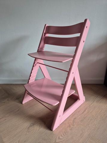 Roze Tripp Trapp Meegroeistoel beschikbaar voor biedingen