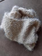 Leuke cowl sjaal, Ophalen of Verzenden, Gedragen