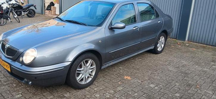 Lancia Lybra (SW) 2.0 20V AUT 2000 Grijs, Auto's, Lancia, Particulier, Lybra (SW), Benzine, Sedan, Automaat, Origineel Nederlands