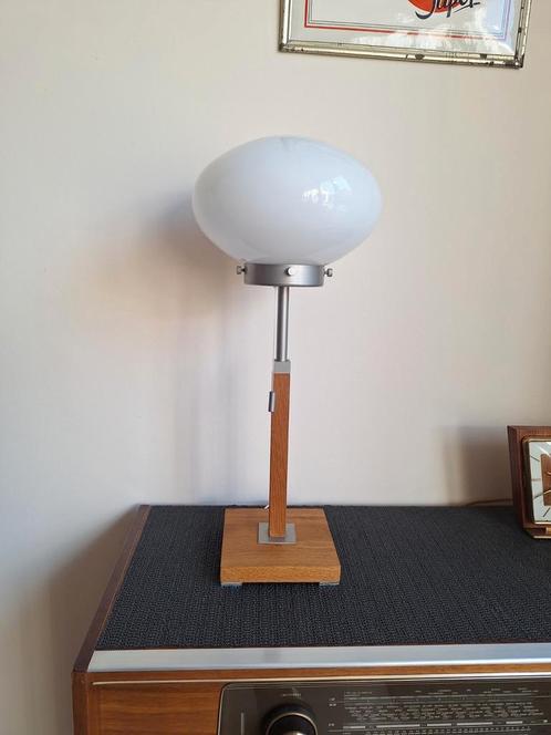 Zeldzame Läreda tafellamp, Huis en Inrichting, Lampen | Tafellampen, Zo goed als nieuw, 50 tot 75 cm, Glas, Ophalen