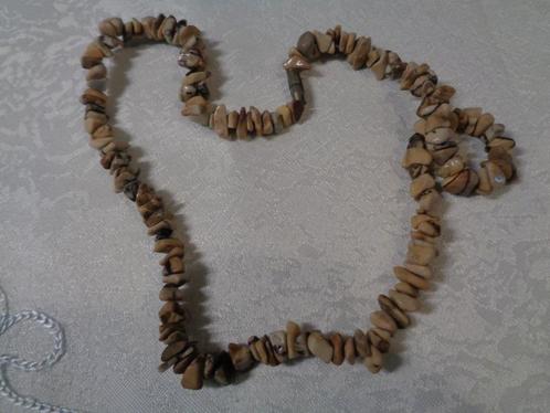 46 cm lange ketting uit steentjes nr k 5790, Sieraden, Tassen en Uiterlijk, Kettingen, Nieuw, Steen of Mineraal, Bruin, Ophalen of Verzenden