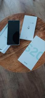 Samsung Galaxy S20 FE met hoesje, Telecommunicatie, Mobiele telefoons | Samsung, Gebruikt, Ophalen of Verzenden, Zonder simlock