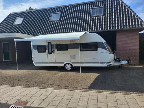 Hobby 495UL als nieuw met veel opties Luifel, Mover, Airco, Caravans en Kamperen, Caravans, Particulier, tot en met 4, 1250 - 1500 kg