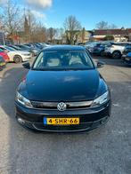 Volkswagen Jetta 1.4 TSI Hybrid 170pk 7-DSG 2013 Zwart, Auto's, Volkswagen, Stof, 74 €/maand, 4 cilinders, 150 pk