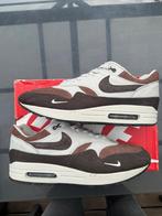 Nike air max 1 size? Exclusive maat 46, Kleding | Heren, Schoenen, Nike air max, Bruin, Ophalen of Verzenden, Sneakers of Gympen