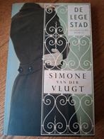 Simone van der Vlugt - De lege stad, Boeken, Ophalen of Verzenden, Zo goed als nieuw, Simone van der Vlugt