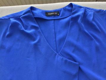 Top van merk: Modström blauw XL beschikbaar voor biedingen