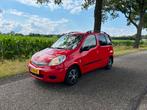 Toyota Yaris Verso 1.3 16V Vvti 2003 Rood NWE APK, Origineel Nederlands, Te koop, 5 stoelen, Benzine