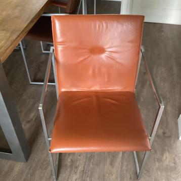 ARCO Frame eetkamerstoelen beschikbaar voor biedingen
