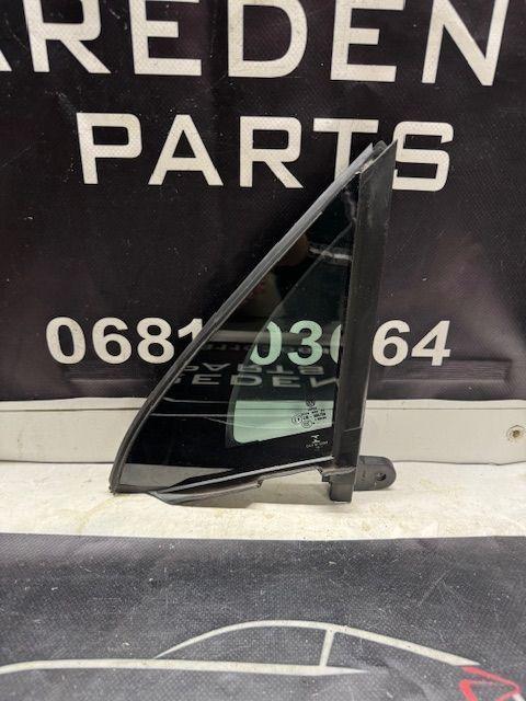 Volkswagen Tiguan 5N 5NA Driehoek Ruit Links Voor 5NN845113, Auto-onderdelen, Ruiten en Toebehoren, Volkswagen, Gebruikt, Ophalen of Verzenden