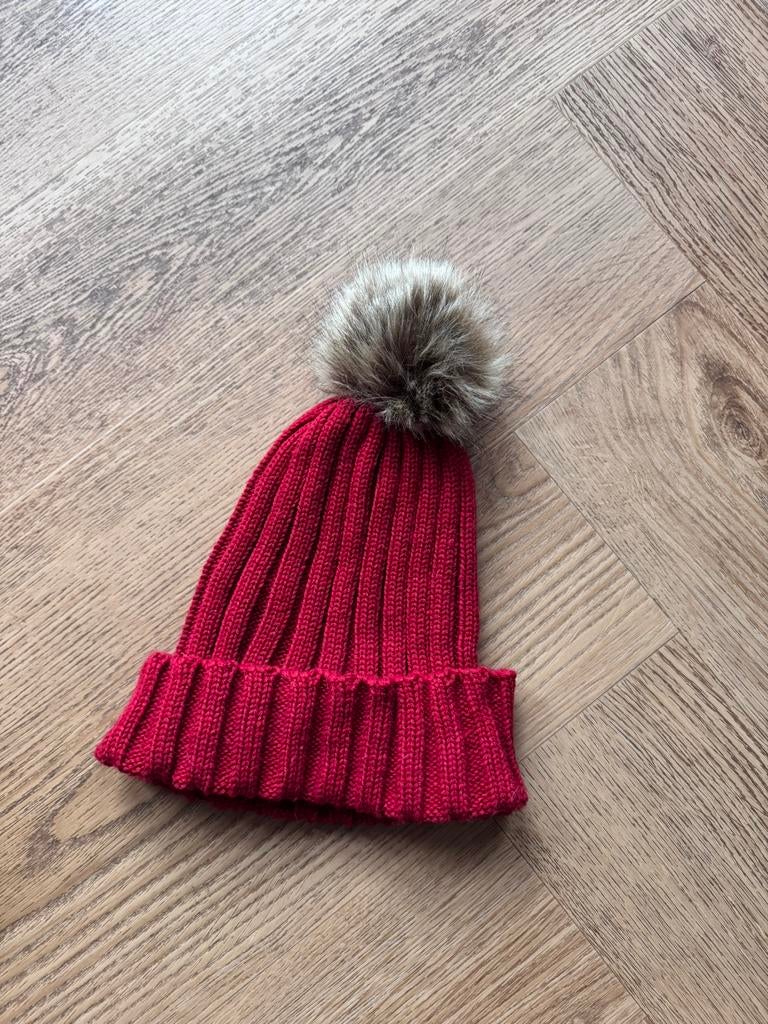 Gebreide muts rood | zgan, Ophalen of Verzenden, Zo goed als nieuw, Muts