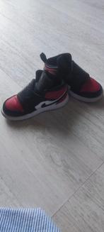 Jordan maat 26, Kinderen en Baby's, Kinderkleding | Schoenen en Sokken, Ophalen of Verzenden, Zo goed als nieuw, Jongen of Meisje