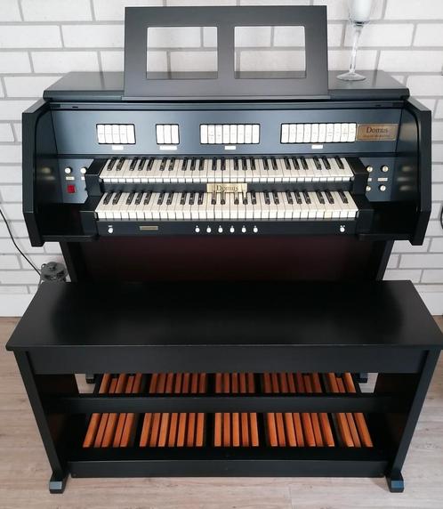 Domus 827 Digitaal gesampeld ( kleur zwart ), Muziek en Instrumenten, Orgels, Gebruikt, Orgel, 2 klavieren, Ophalen