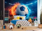Fotobehang / Behang - Kinderkamer - Voetbal in Vurig Duel, Huis en Inrichting, Stoffering | Behang, Voetbal, Blauw, Ophalen of Verzenden