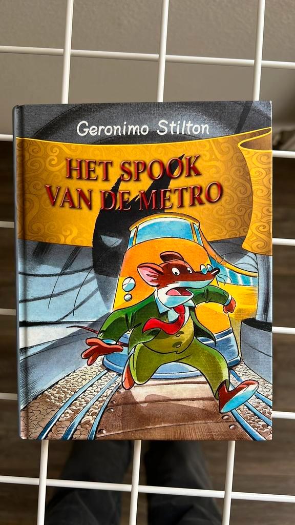 Geronimo Stilton - Het spook van de Metro, Boeken, Kinderboeken | Jeugd | onder 10 jaar, Zo goed als nieuw, Fictie algemeen, Ophalen of Verzenden