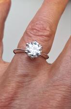 18k witgoud plated zilveren ring met moissanite, Sieraden, Tassen en Uiterlijk, Ringen, Nieuw, Ophalen of Verzenden, 17 tot 18