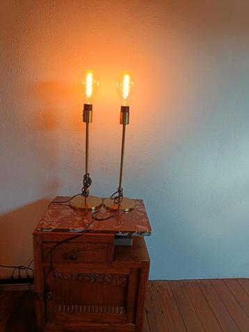 Twee fraaie tafellampen. Sfeerlicht. H&m home beschikbaar voor biedingen
