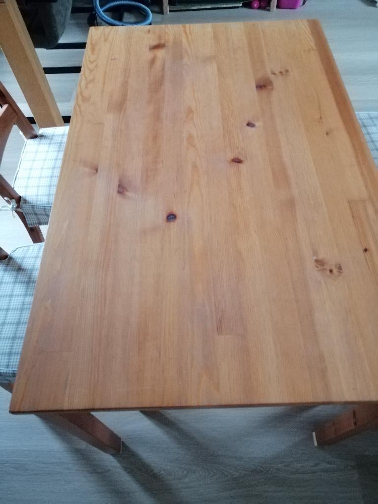 Eetkamer tafel met 4 houten stoelen IKEA, Huis en Inrichting, Complete eetkamers, Ophalen, Gebruikt, IKEA, 4 tot 6 stoelen