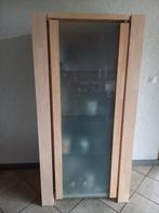 Massief houten vitrinekast, Huis en Inrichting, Ophalen, 50 tot 100 cm, Glas, 150 tot 200 cm