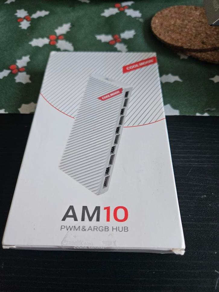 ARGB PWM Hub PC Controller 3pins - Nieuw in doos, Computers en Software, Netwerk switches, Nieuw, Ophalen of Verzenden