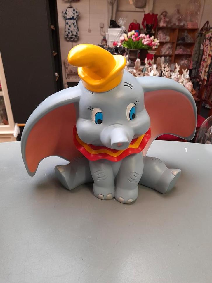 Disney garden beeld dombo, Tuin en Terras, Tuinbeelden, Zo goed als nieuw, Ophalen of Verzenden