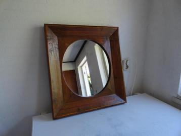 Spiegel, vierkante met rond spiegelglas, mooi exemplaar beschikbaar voor biedingen
