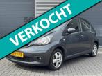 Toyota Aygo 1.0-12V Sport 5-deurs Airco/LM''/ELEK, Voorwielaandrijving, Gebruikt, Elektrische ramen, 4 stoelen