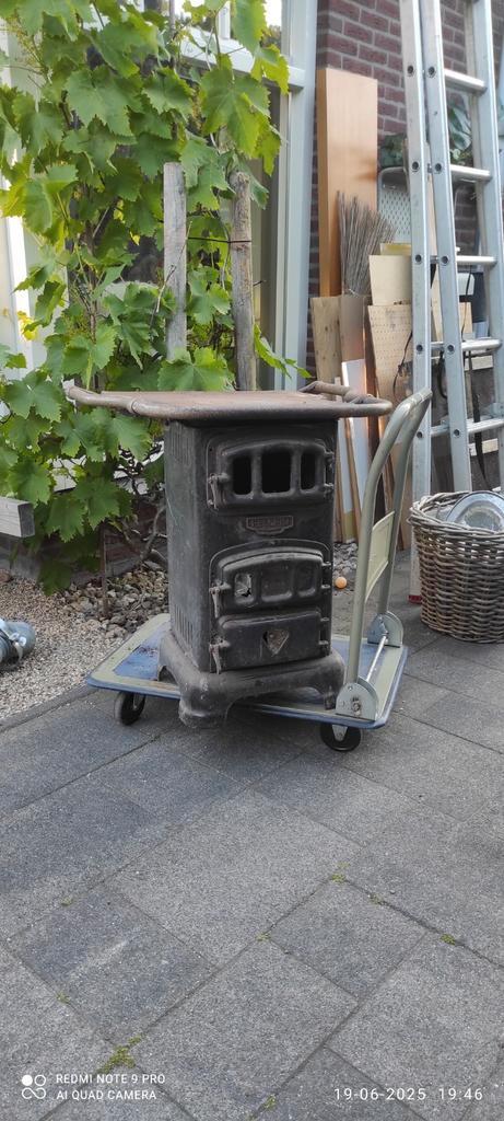 Gietijzeren kachel, Huis en Inrichting, Kachels, Gebruikt, Houtkachel, Hout, Ophalen